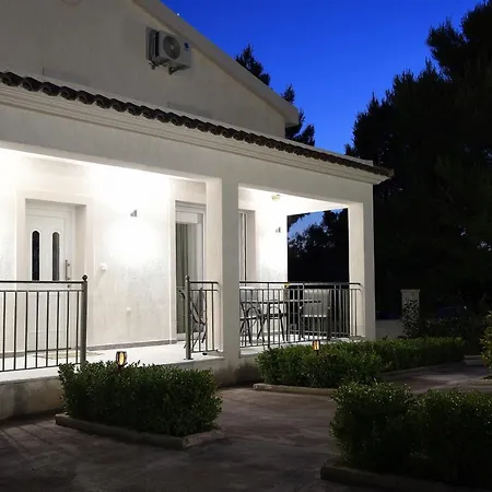 Vilă Gm Kefalonia *